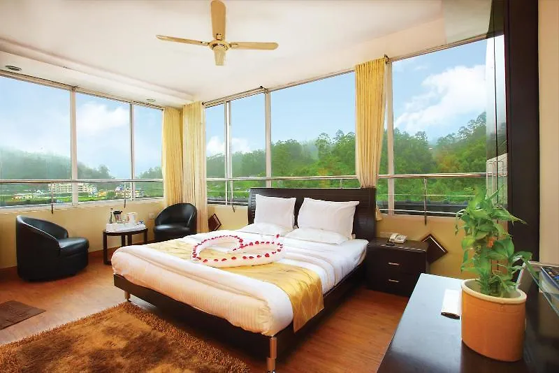 Hotel Grand Plaza Munnar
