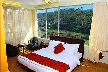Hotel Grand Plaza Munnar